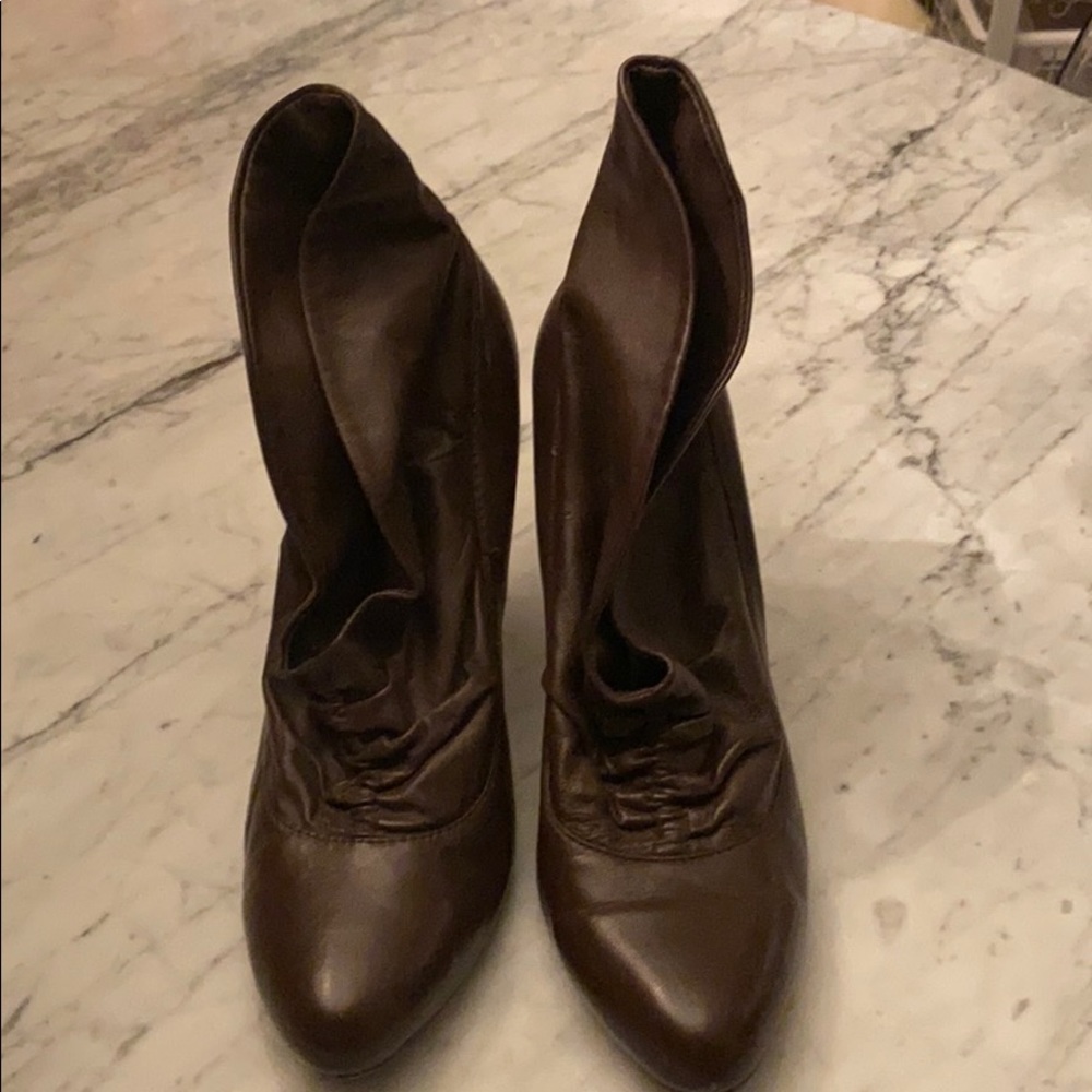 Report Signature Booties